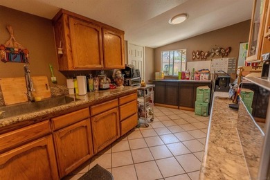 DUPLEX OPPORTUNITY! Rare value-add and development opportunity - photo 11