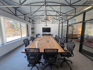 Discover a rare office and warehouse opportunity in Nisswa - photo 13