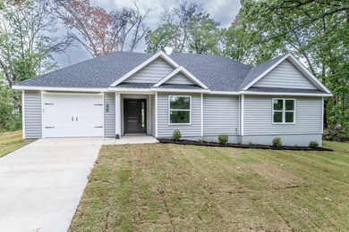 Lake Loch Lomond Home For Sale in Bella Vista Arkansas