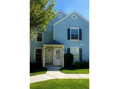 Artist Lake - Suffolk County Condo Sale Pending in Middle Island New York