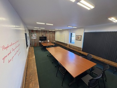 Discover a rare office and warehouse opportunity in Nisswa - photo 24