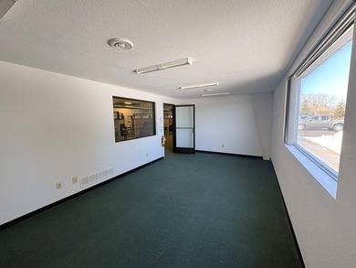 Discover a rare office and warehouse opportunity in Nisswa - photo 25