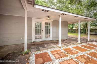 Looking for space to spread out and make your own? This - photo 43