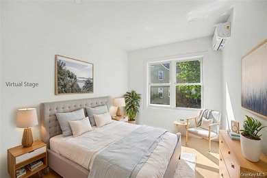 Forest Hills prime location! Fully renovated, Move-in Ready - photo 4
