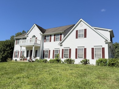 Set on a private 2-acre lot near Scoville Reservoir, this 4BR, 2 - photo 5