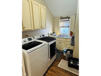 Welcome to this beautiful custom home featuring 3 bedrooms and 3