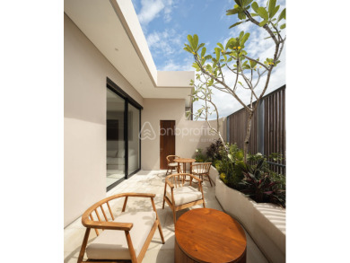 Luxurious and Modern 3 Bedroom Villa in The Heart of Berawa - photo 14