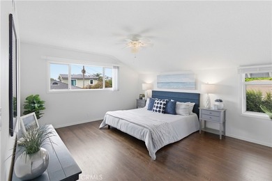 This is a 4 bedroom/2 bathroom home that was partially remodeled - photo 36