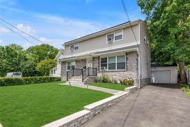 Welcome to 1701 Lexington Avenue in Merrick! This beautifully - photo 2