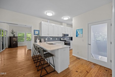 BACK ON THE MARKET to no fault to the seller. Fully renovated - photo 20