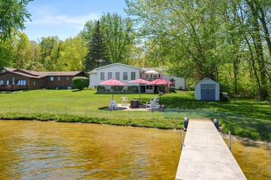 Beautifully appointed lakefront ranch has breathtaking views of - photo 1
