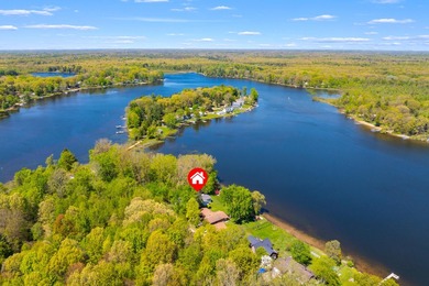 Beautifully appointed lakefront ranch has breathtaking views of - photo 2