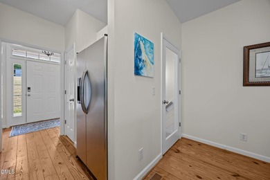 BACK ON THE MARKET to no fault to the seller. Fully renovated - photo 23