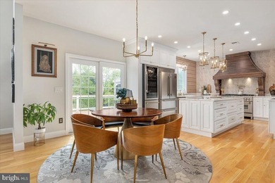 Indulge in the epitome of luxury living in this extraordinary - photo 4