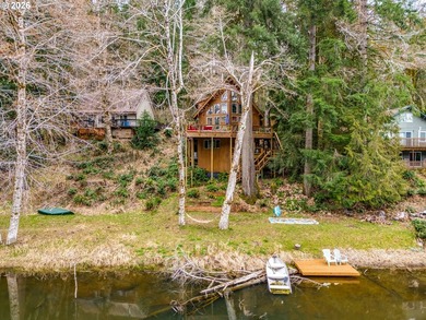 Fishhawk Lake Home For Sale in Clatskanie Oregon
