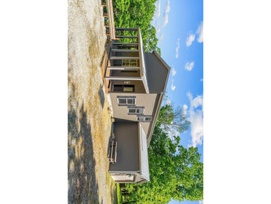 Quintessential Lake House on a quiet cove, walk down-lot and a - photo 3