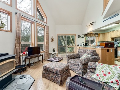 Oregon Lakefront Living. Step out onto your private dock for a - photo 10