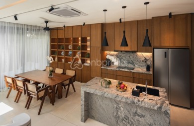 Luxurious and Modern 3 Bedroom Villa in The Heart of Berawa - photo 3