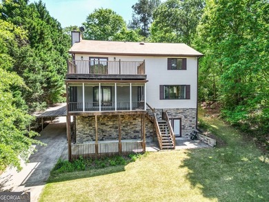 Deeded Move-In Ready Jackson Lake Home in a Deep-Water Cove - photo 1