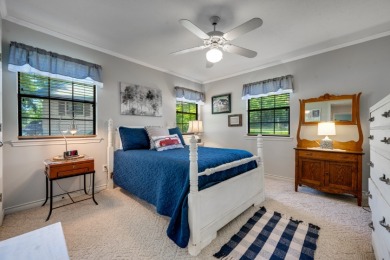 Lake Palestine Waterfront Retreat | 200' of Shoreline & Boathouse - photo 20