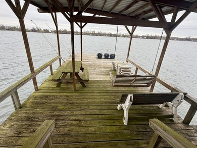 This Lake Bruin 100' lot has a 500 sf outdoor kitchen with roll - photo 12