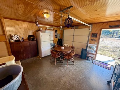This Lake Bruin 100' lot has a 500 sf outdoor kitchen with roll - photo 21