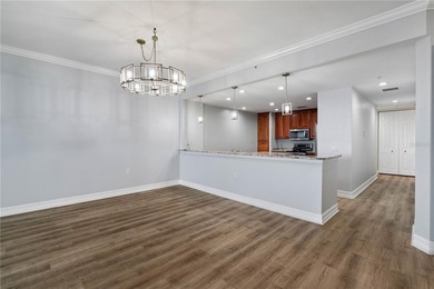 SPECTACULAR HARBOR VIEWS & RESORT-STYLE LIVING IN VIVANTE! From