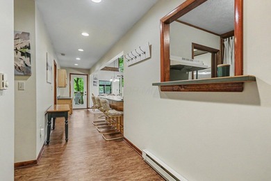 Discover the ultimate lakefront lifestyle on the Lake of Four - photo 9