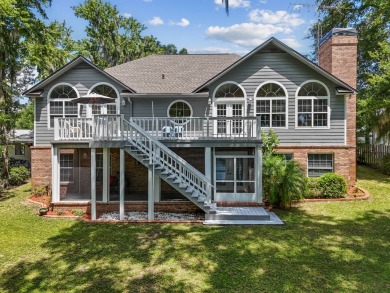 Lake Home For Sale in Melrose, Florida