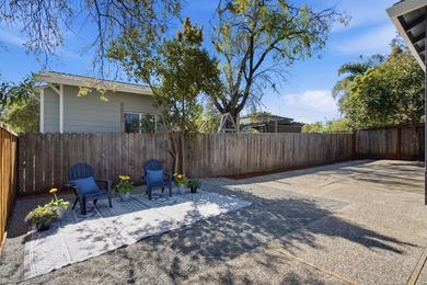 Located in one of San Carlos' most sought-after neighborhoods - photo 13
