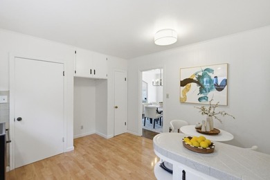 Located in one of San Carlos' most sought-after neighborhoods - photo 17