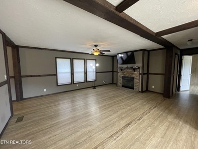 Enjoy peaceful country living with stunning views on this - photo 22