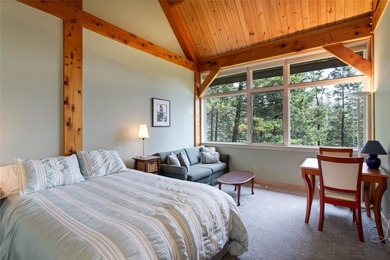 Welcome to 100 & 104 Deep Bay Drive, a rare dual-home offering - photo 26
