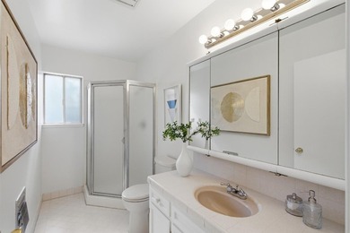 Located in one of San Carlos' most sought-after neighborhoods - photo 28