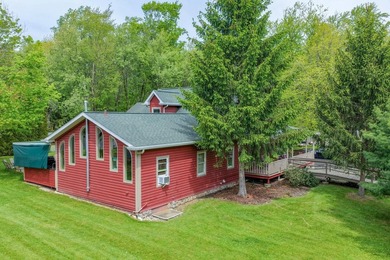 Magnificent 4-BD 3-BA 3,768-sq-ft cedar home, designed & - photo 33