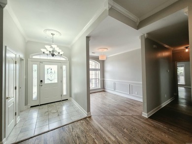 Don't Miss your chance to live in the very sought after Gap - photo 8
