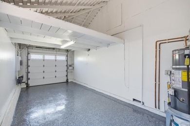 Located in one of San Carlos' most sought-after neighborhoods - photo 38