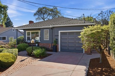 Located in one of San Carlos' most sought-after neighborhoods - photo 40