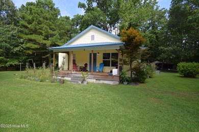 Neuse River Home For Sale in Oriental North Carolina