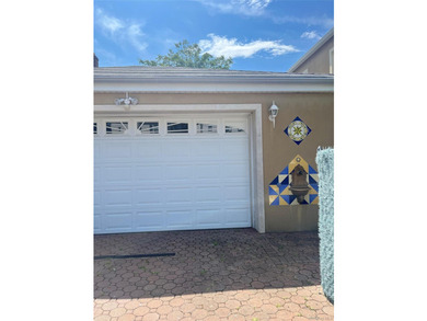 2Family, Rare detached Corner Lot 2-family with 2-car garage + 2 - photo 8