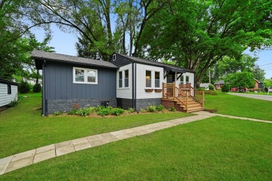 Lake Home Sale Pending in Island Lake, Illinois