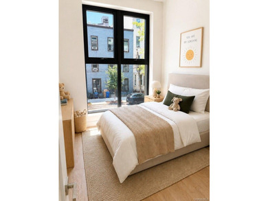 151 Freeman is an intimate collection of just seven condominium - photo 6