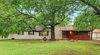 Lake Home For Sale in Wagoner, Oklahoma