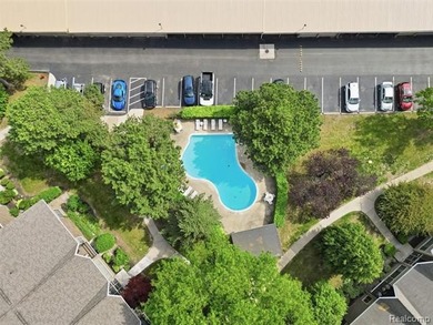 Premium, worry-free living in Bloomfield Hills! This 2nd-floor - photo 18