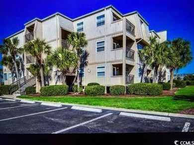 First floor 2 bedroom 1.5 bath unit fully furnished. Floating - photo 1