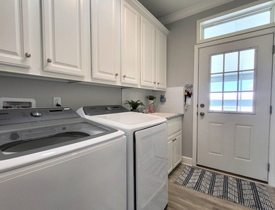 This absolutely beautiful, custom build 2022 Jacobsen home is - photo 34