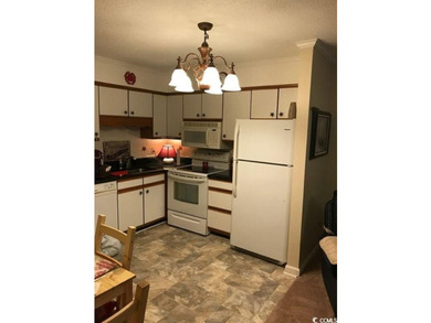 First floor 2 bedroom 1.5 bath unit fully furnished. Floating - photo 10