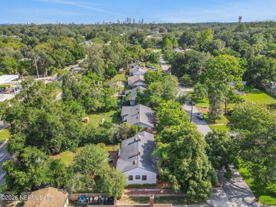 **6/27 OPEN HOUSE CANCELED** This 1940s gem perfectly balances - photo 45