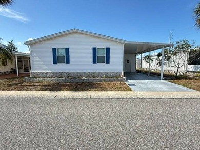 Welcome to this beautifully maintained 2-bedroom, 2-bathroom - photo 1