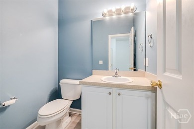 Beautiful 2BR, 2.5BA 1,348sqft 2-Story Townhome in Southside - photo 11